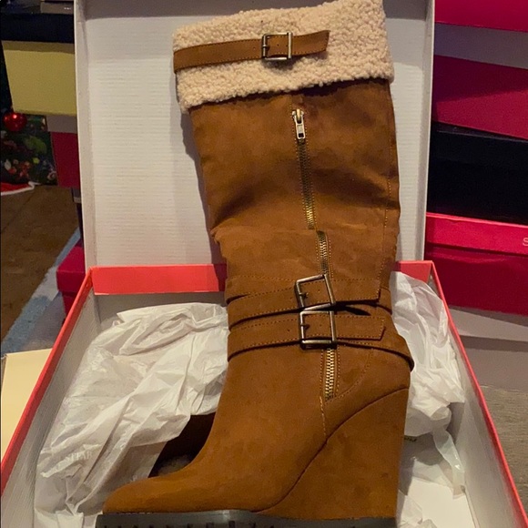 JustFab Shoes - Justfab knee Boots